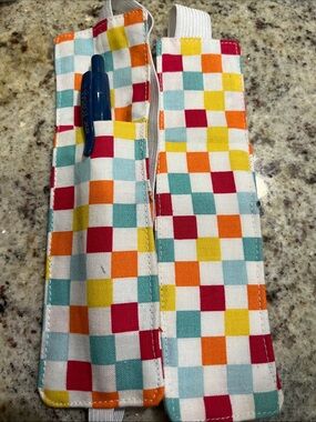 Colorful Checkered Elastic Pencil Case - Multicolor